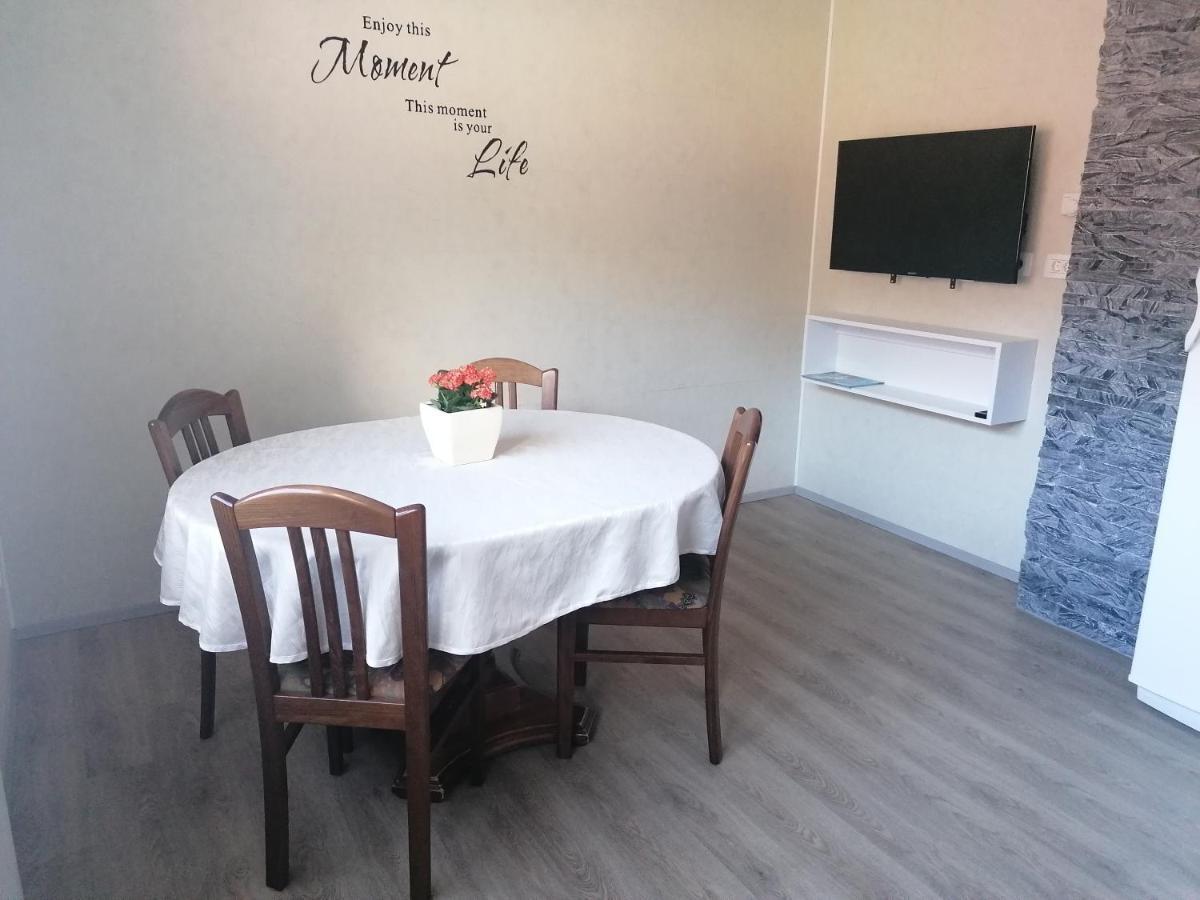 Apartmaji Valter Srpenica Exterior photo